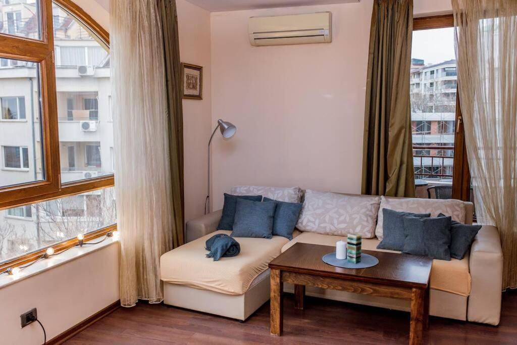 Sea View Apartment Next To Sea Garden And Beach Βάρνα Εξωτερικό φωτογραφία
